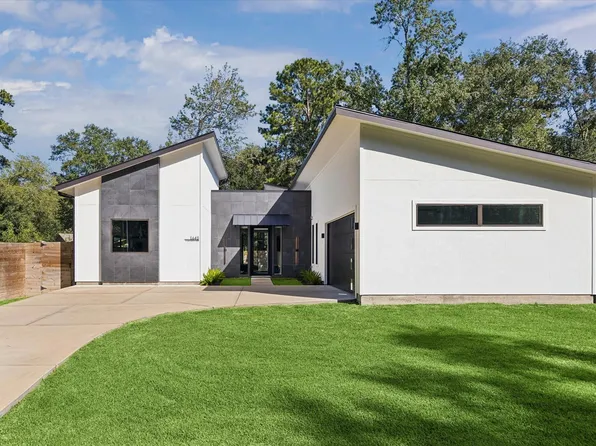 1643 Beech Dr, Conroe, TX 77385