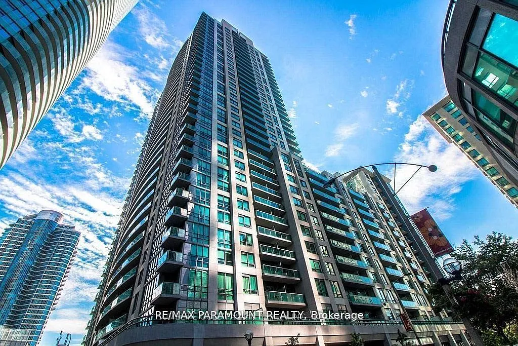 2 bed, $2,600 — Photo 1