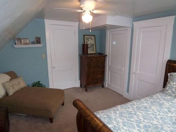 2 Walk in Closets!
