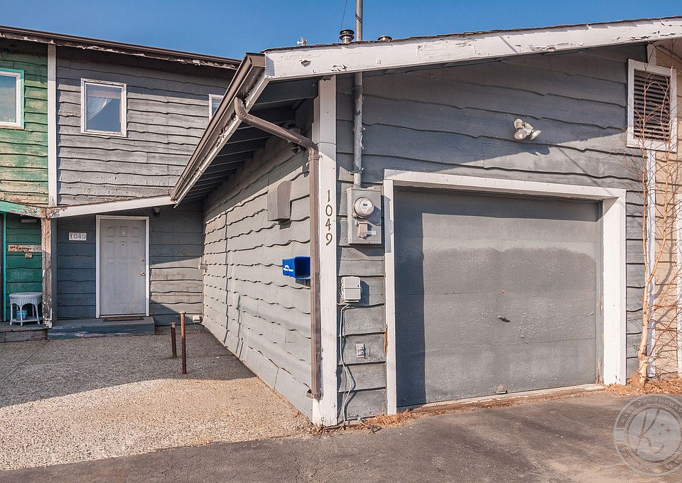 1st image of 1049 27th Avenue