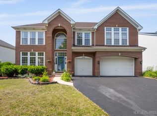 2198 Kemmerer Ln, Bolingbrook, IL 60490