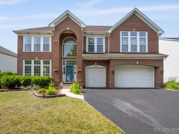 2198 Kemmerer Ln, Bolingbrook, IL 60490