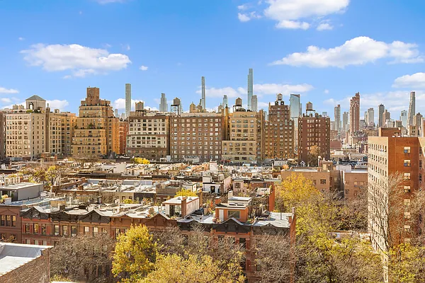 Sold by Corcoran | media 7