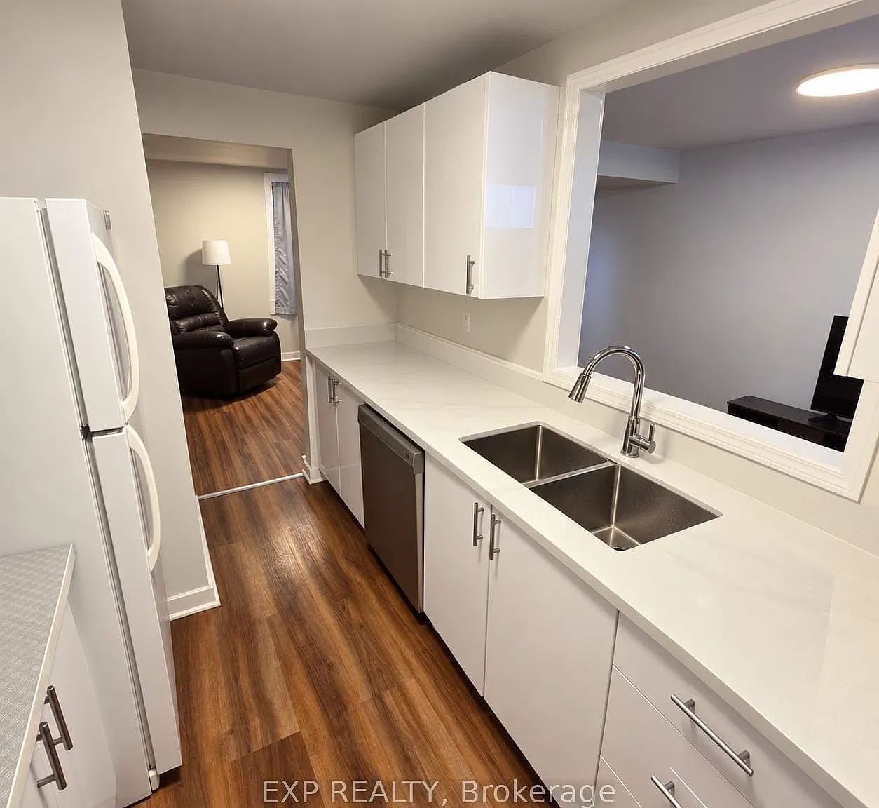 2 bed, $1,800 — Photo 4