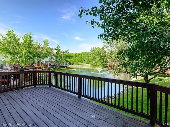 2nd image of 8691 Ironwood Dr