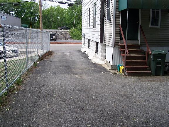 2nd image of 14 Nashua St