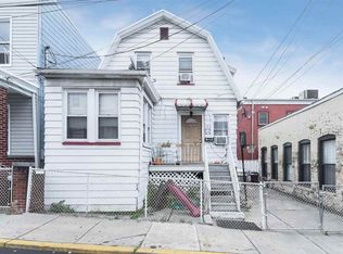 6206 Polk St, West New York, NJ 07093