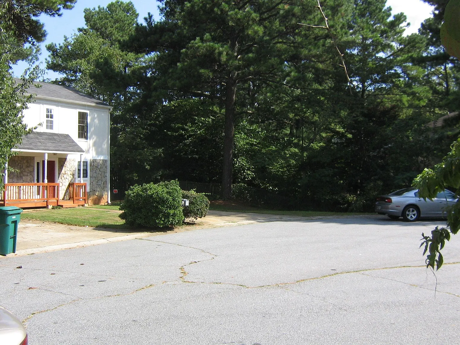 3 bed, 1364 sqft, $1,945 — Photo 3