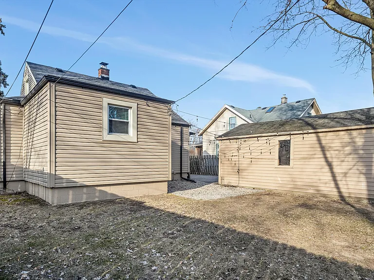 1397 Leroy St — Photo 30