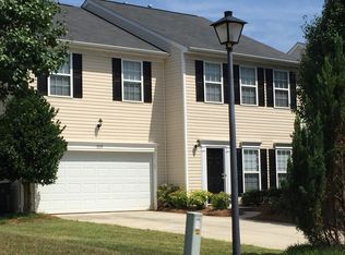 2118 Big Pine Dr, Matthews, NC 28105