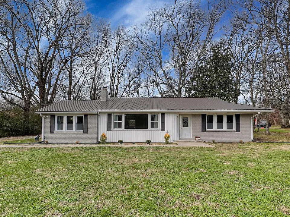 8793 Horton Hwy