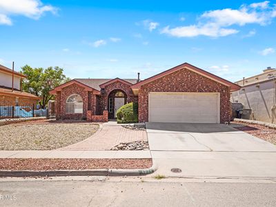 1324 John Ring Ln, El Paso, TX, 79936