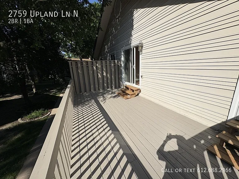 2759 Upland Ln N — Photo 14