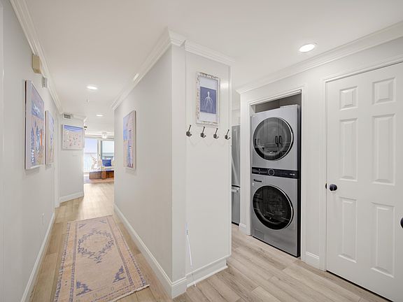 4th image of 670 Nautilus Ct Unit 202
