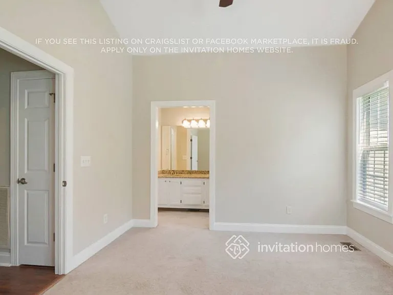 601 Flicker Ct — Photo 17