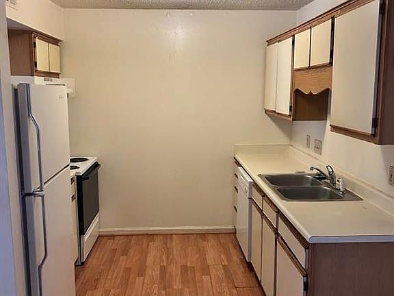 5th image of 517 Mystic Dr