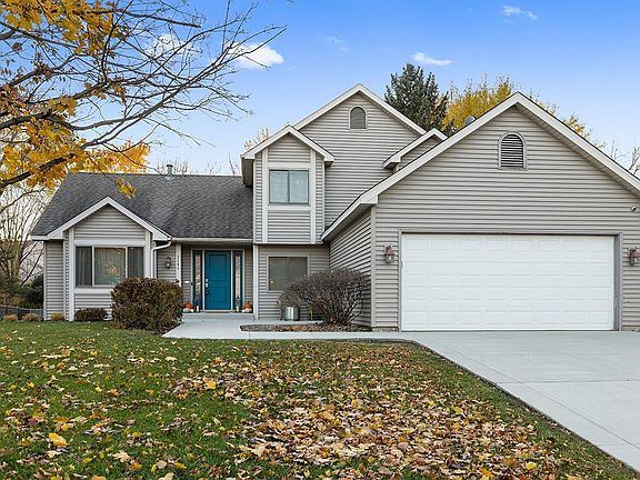 3rd image of 3594 Oxford Dr