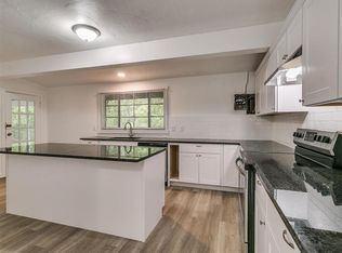 1601 W Harrison Ave, Guthrie, OK 73044