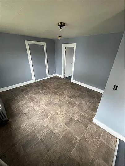 303 Robble Ave — Photo 6