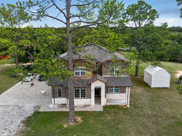 211 Private Road 4376, Decatur, TX 76234