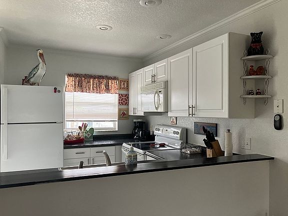Kitchen2