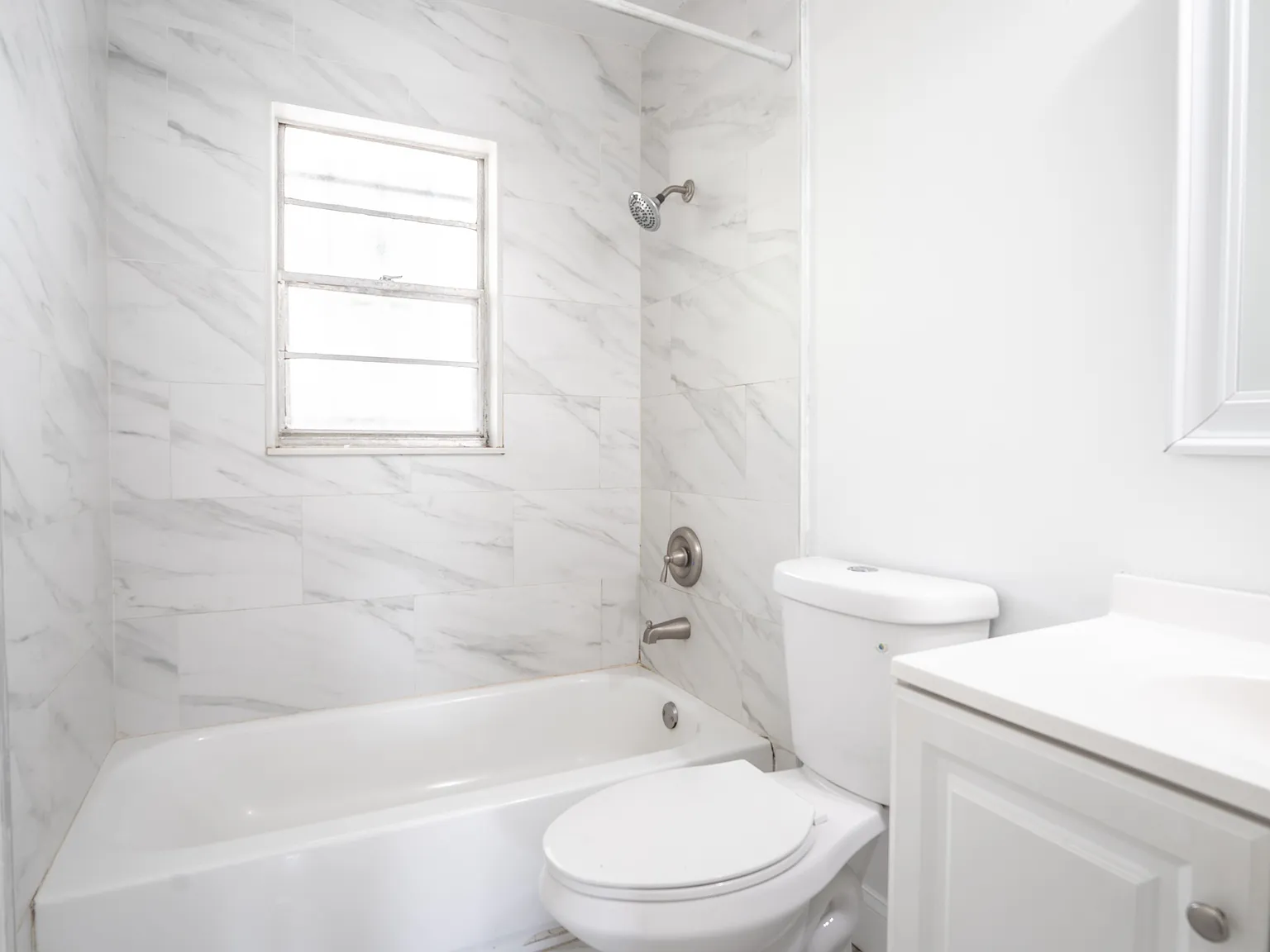 2 bed, 800 sqft, $1,350 — Photo 4