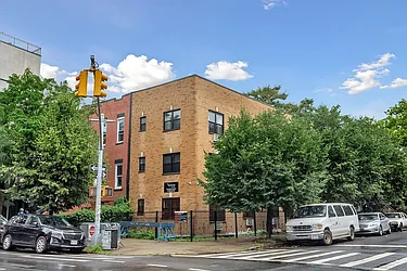 341 Tompkins Avenue in Bedford-Stuyvesant