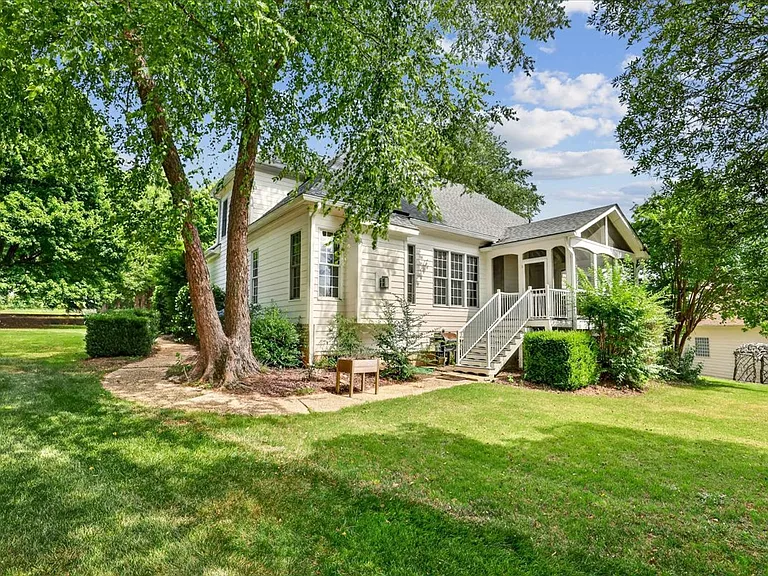 501 Competition Rd — Photo 42
