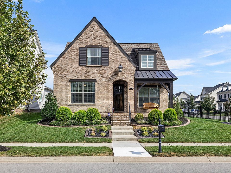 1st image of 688 Vickery Park Dr