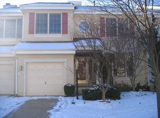 1348 Park Garden Ln, Reston, VA 20194