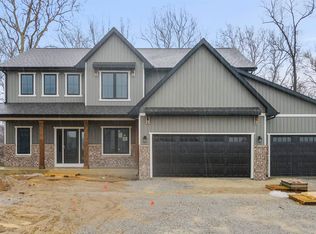 1189 Switchfoot Dr, Huntertown, IN 46748
