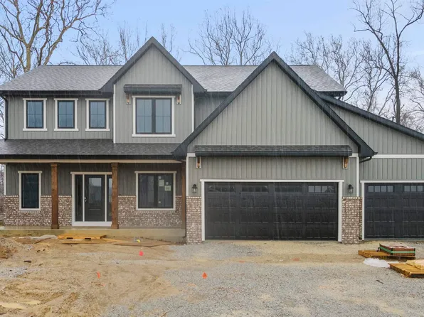 1189 Switchfoot Dr, Huntertown, IN 46748