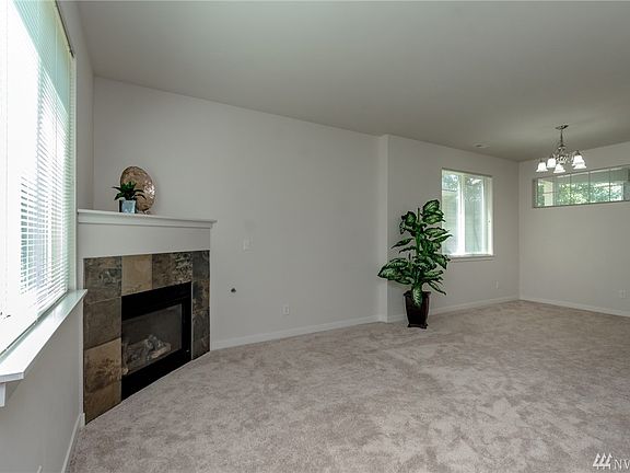 5th image of 1320 52nd St NE #2205