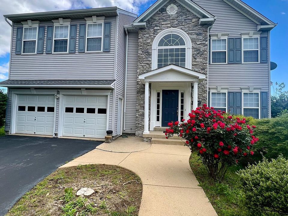 1st image of 46095 N Greens Rest Dr