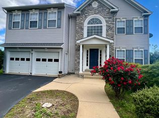 46095 N Greens Rest Dr, Great Mills, MD 20634