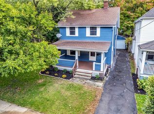 1325 Hall Ave, Lakewood, OH