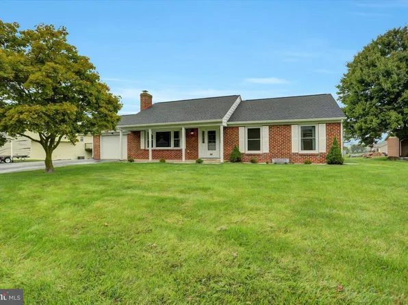 2847 Paxton Ct, Chambersburg, PA 17202