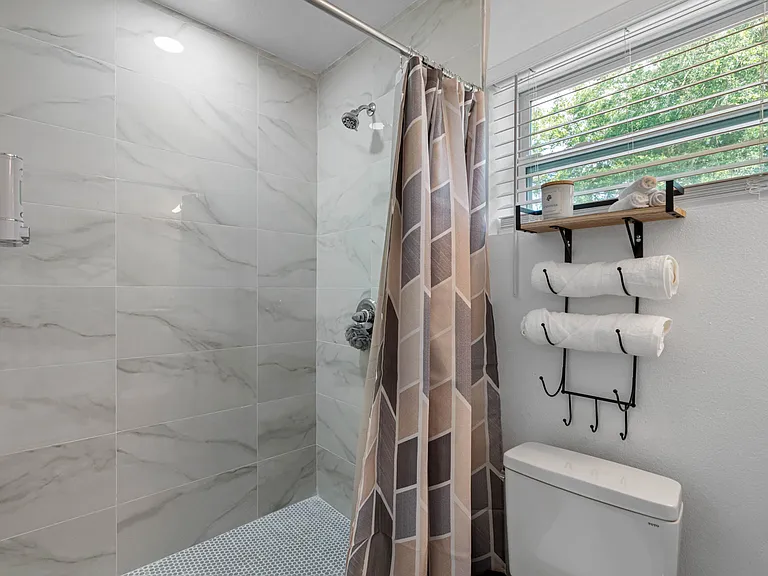 Bathroom 4