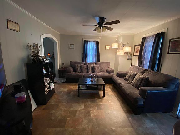3rd image of 119 Tennyson Ave