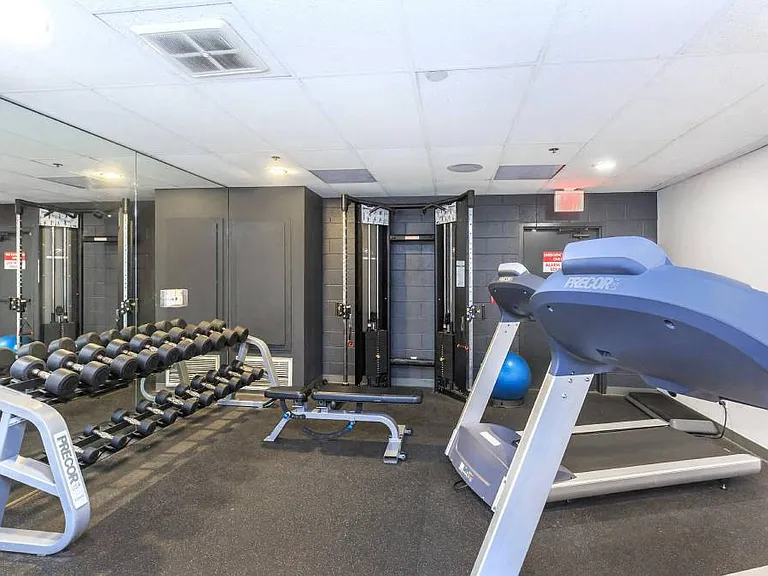 Club Marina Apartments — Photo 10