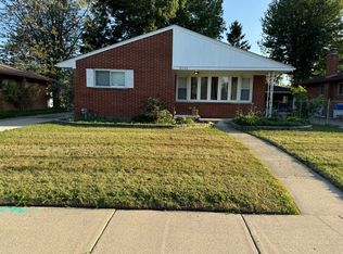 8340 Francine St, Warren, MI 48093