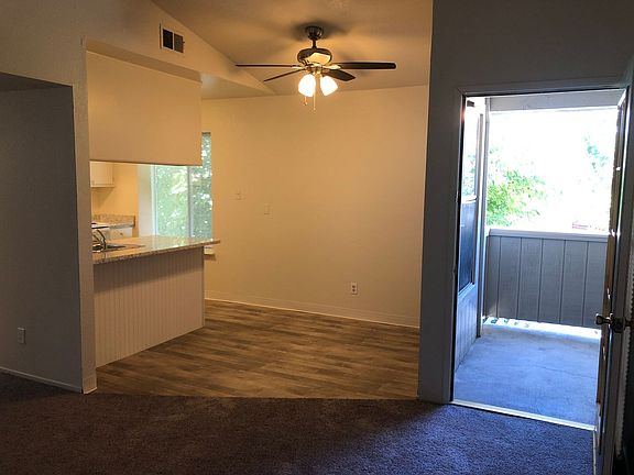 4th image of 5840 Garfield Ave APT 8