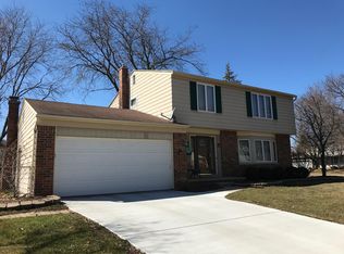 1801 N Fairview Ave, Lansing, MI 48912