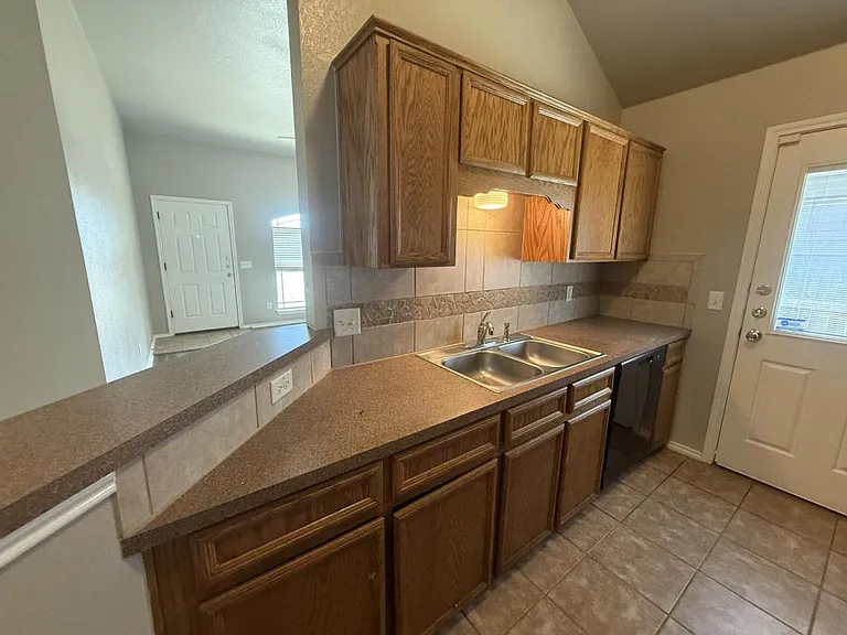 4205 Cambridge Dr #A — Photo 12