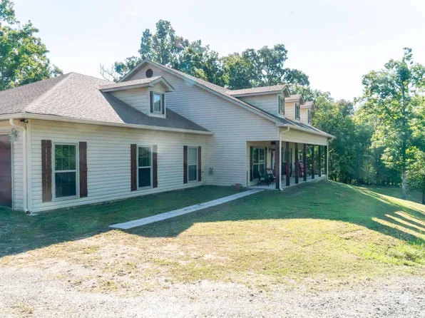 8814 Matt Daniels Ln, Benton, AR 72019