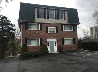 942 Summit Ave, Cincinnati, OH 45204