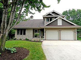 609 Mill St E, Cannon Falls, MN 55009