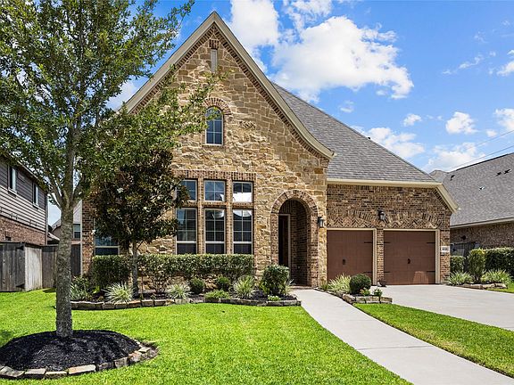 3rd image of 6118 Driscoll Park Dr