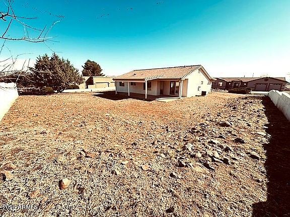 3rd image of 2130 GERRYSUE Drive