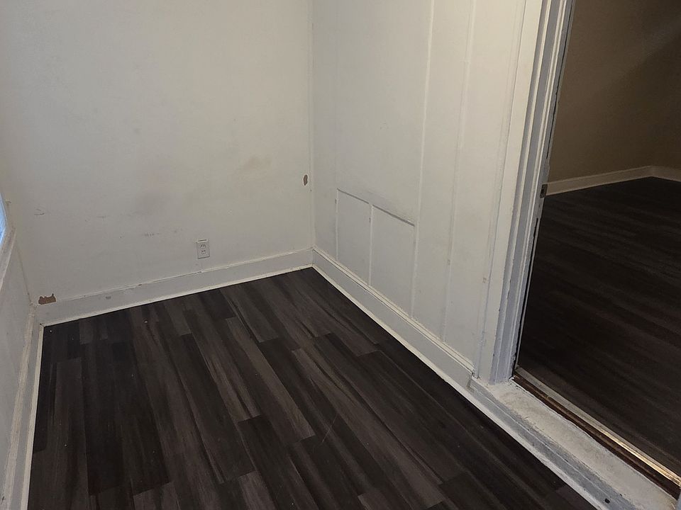 1st image of 302 Foundry St Unit 304